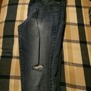 2 pairs of Maurices jeggings